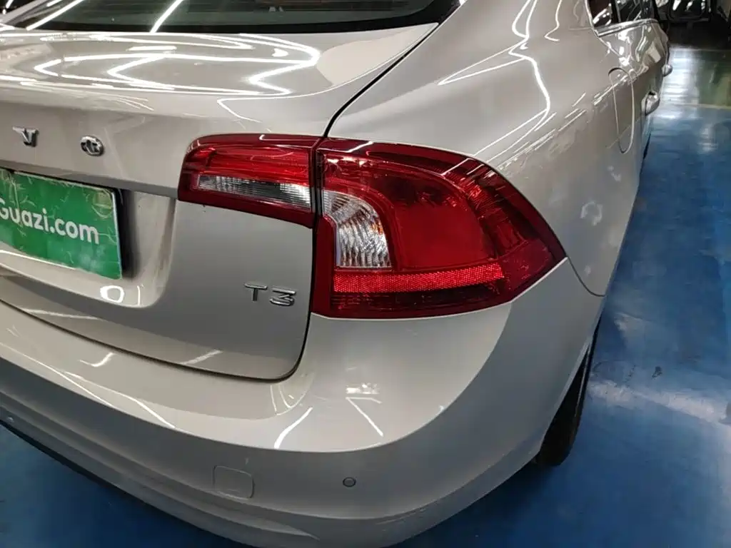 Volvo S60 — миниатюра 8