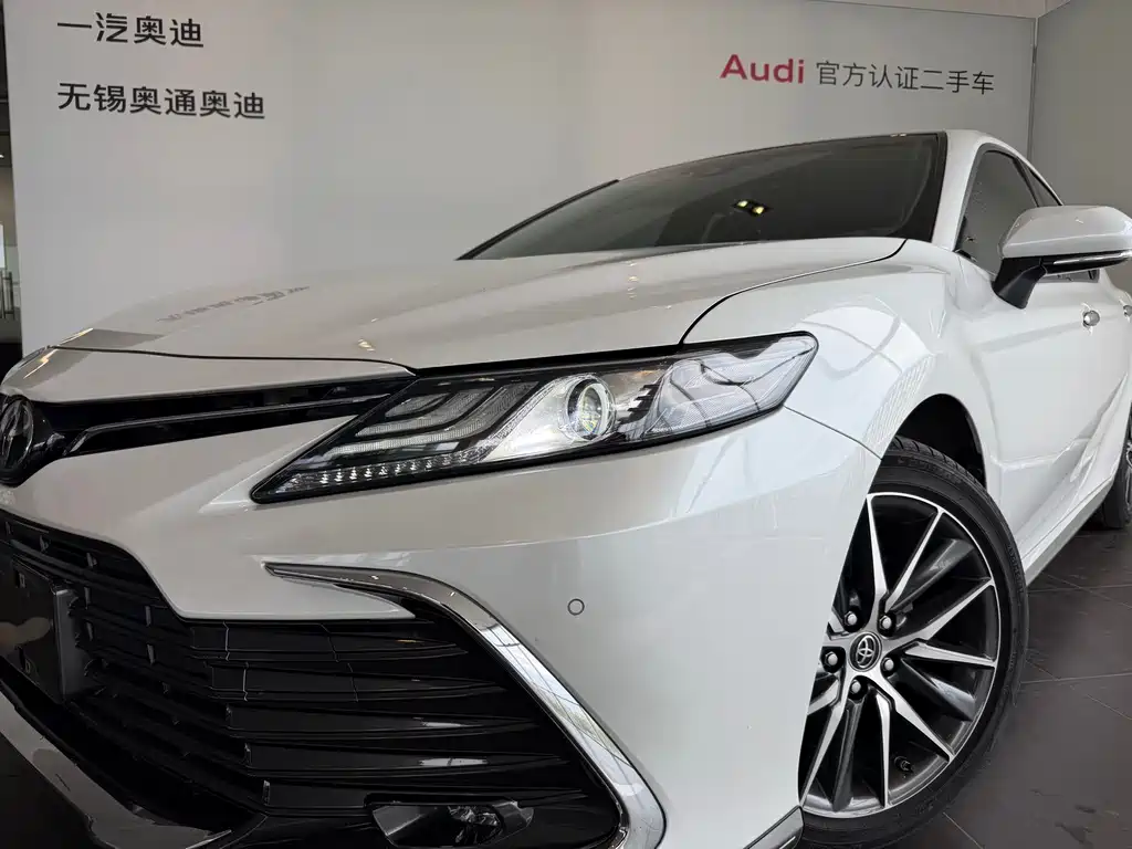 Toyota Camry 2023 2.5G Luxury