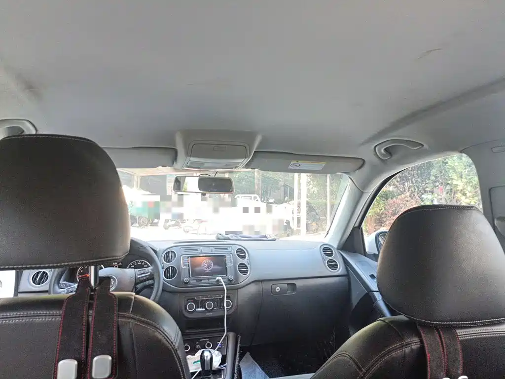 Volkswagen Tiguan — миниатюра 15