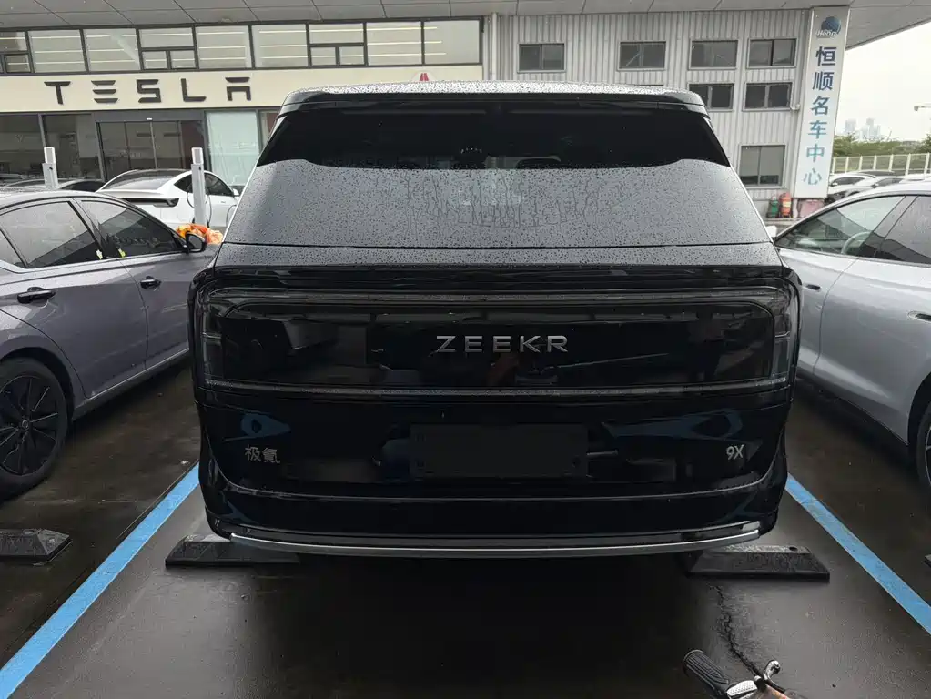 Zeekr Полярный криптон 9X — миниатюра 8