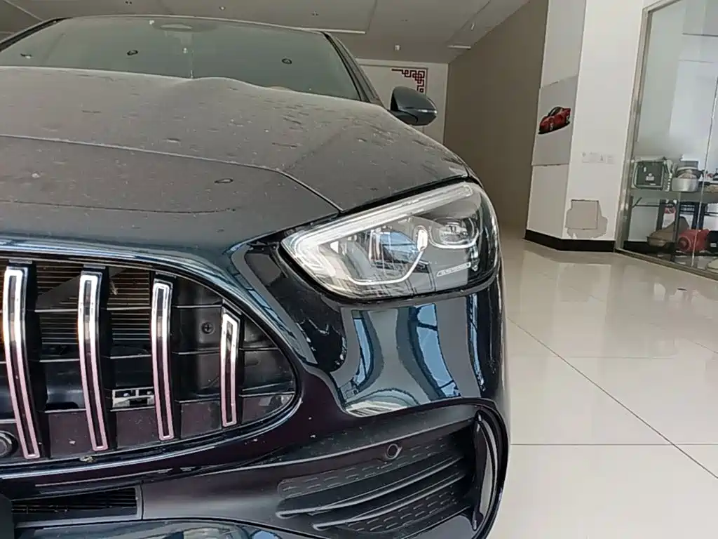 Mercedes-Benz C-Class — миниатюра 24