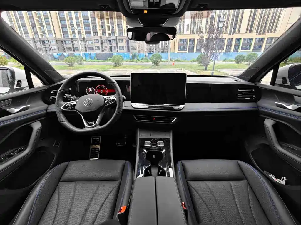 Volkswagen Tiguan L — миниатюра 5