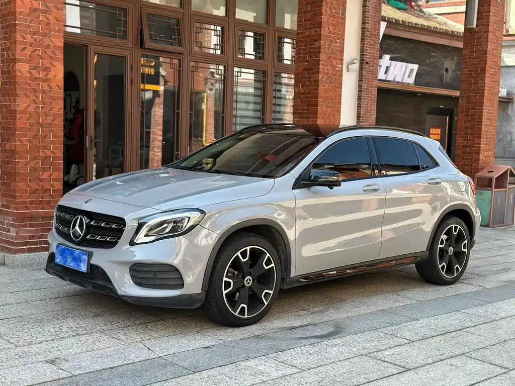 Mercedes-Benz GLA 2019