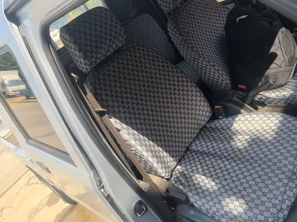 Wuling Rongguang Mini Truck — миниатюра 25