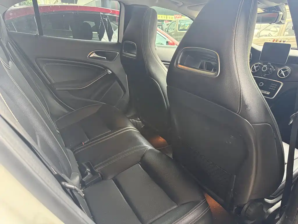 Mercedes-Benz GLA — миниатюра 5