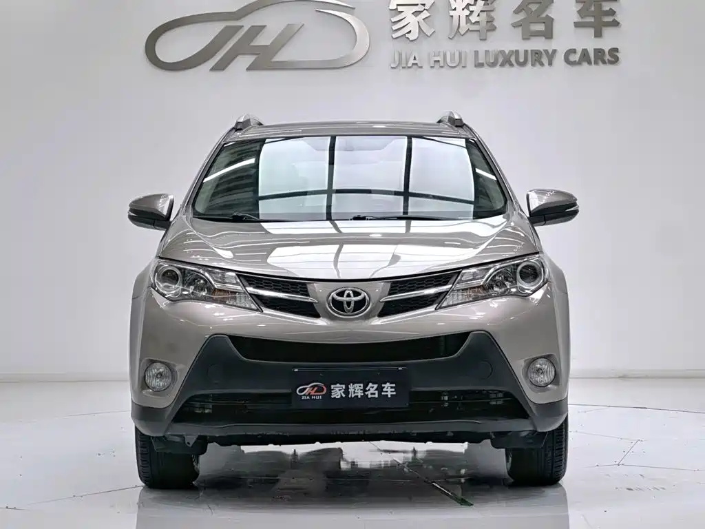 Toyota RAV4 — миниатюра 2