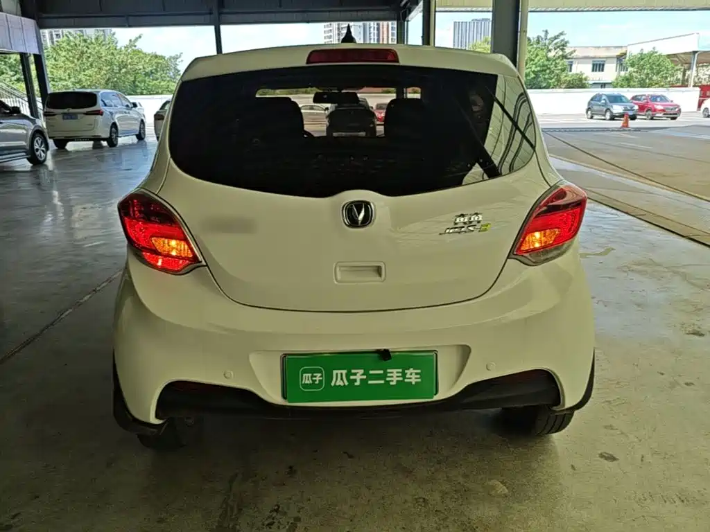 Changan Benben E-Star — миниатюра 6