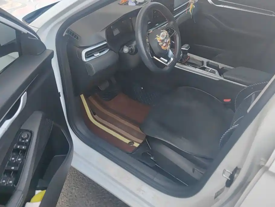 Geely Emgrand — миниатюра 9
