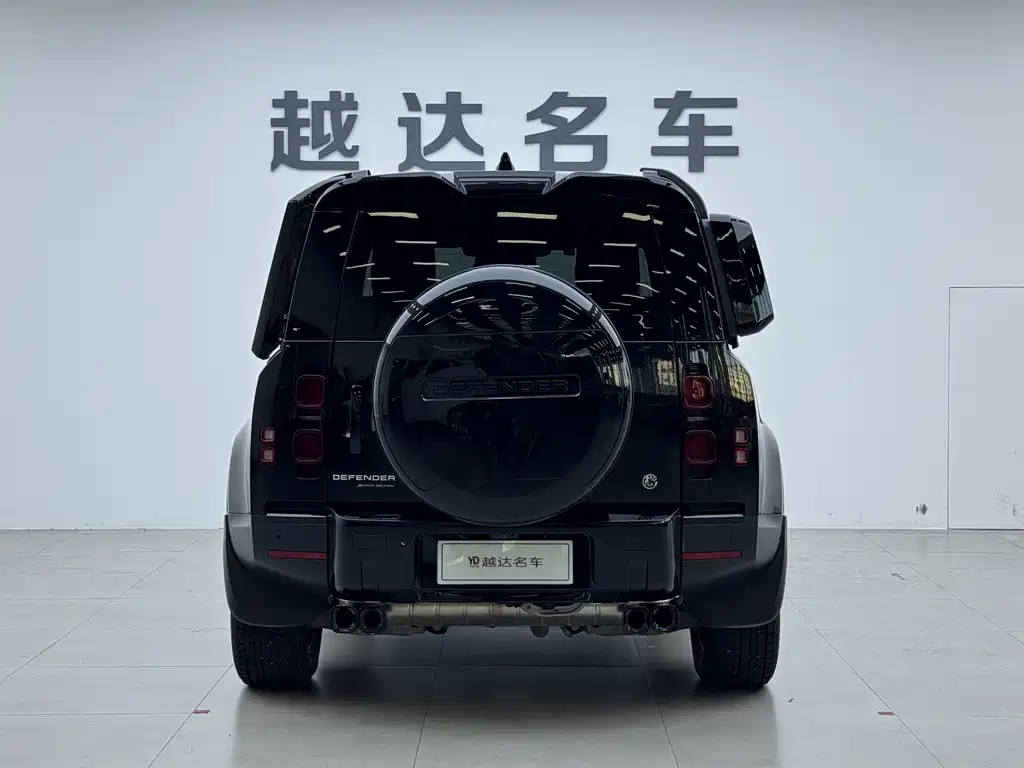 Land Rover Defender — миниатюра 18