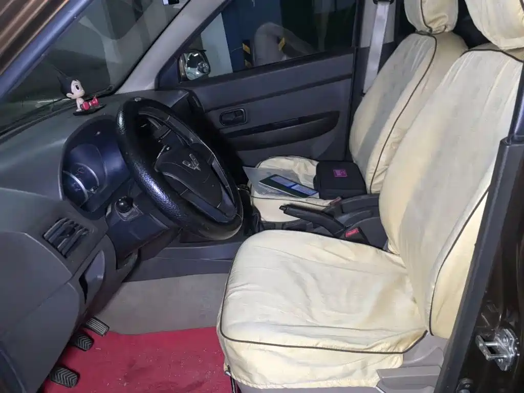 Wuling Hongguang — миниатюра 16