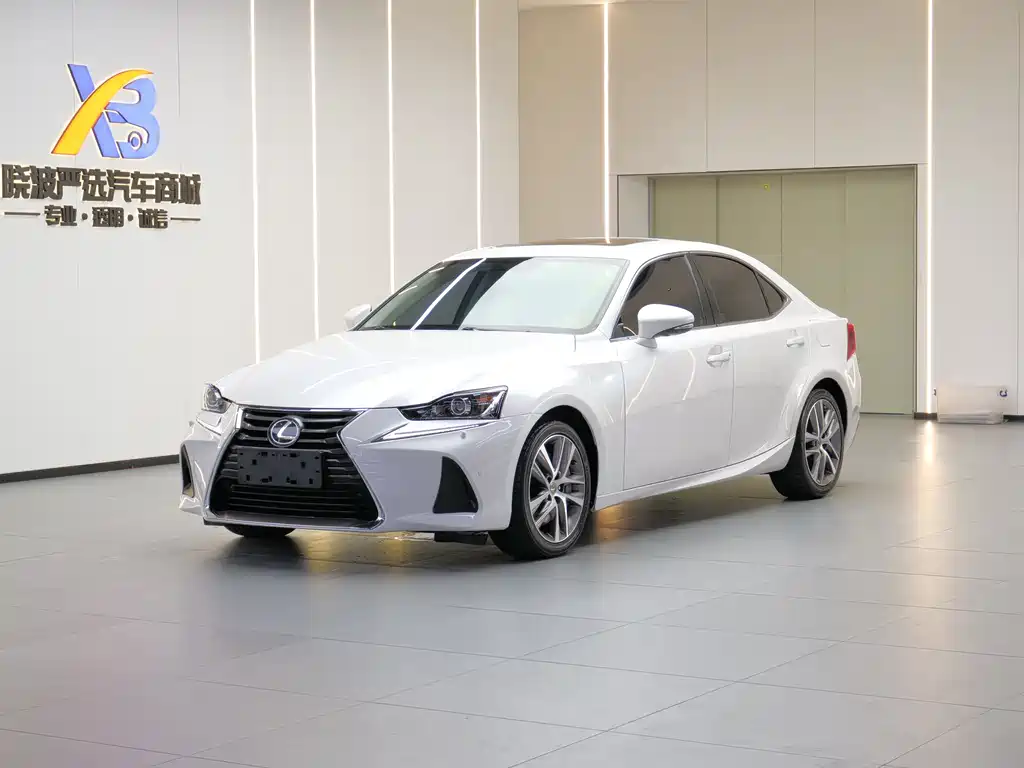 Купить Lexus IS