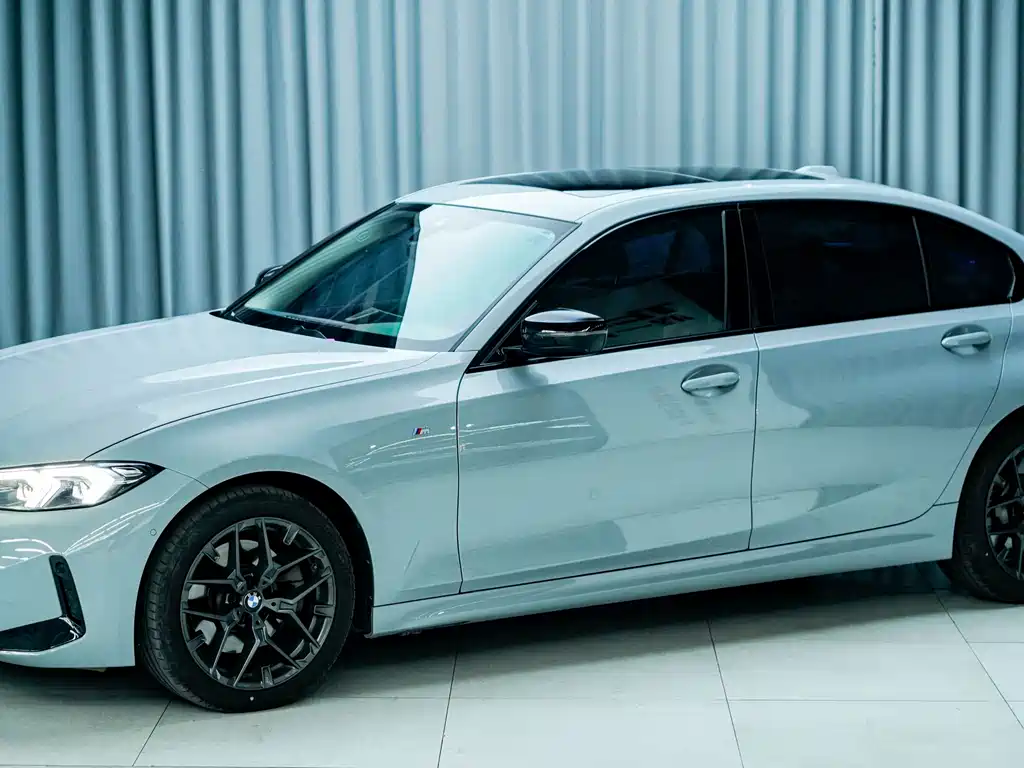 BMW 3 Series 2025