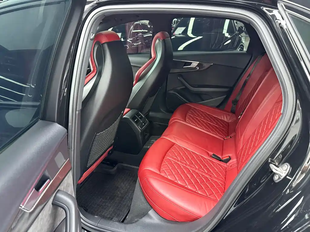 Audi S4 — миниатюра 7