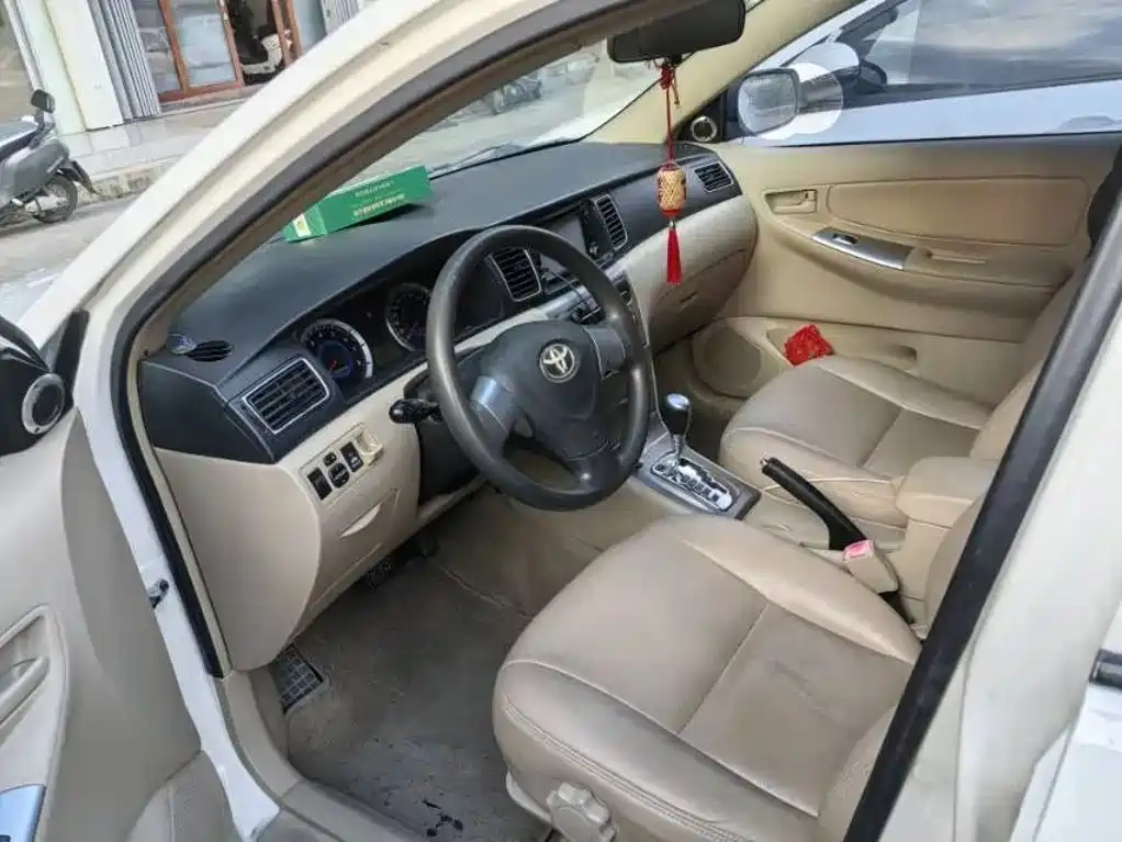 Toyota Corolla — миниатюра 4
