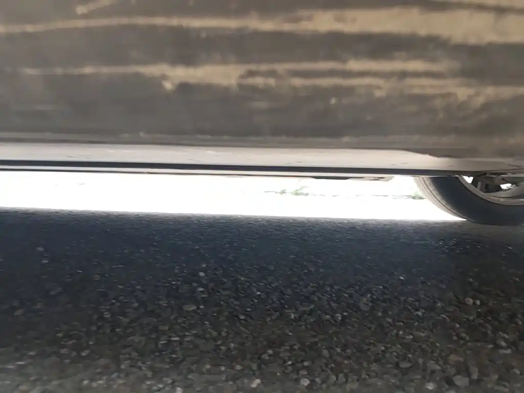 Tesla Model Y — миниатюра 2