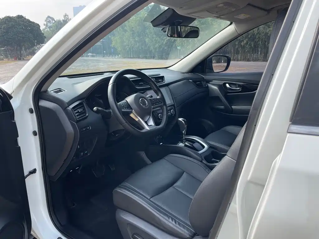 Nissan X-Trail — миниатюра 9