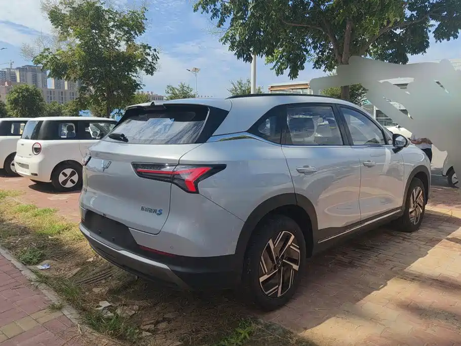 Wuling Xingguang S — миниатюра 3
