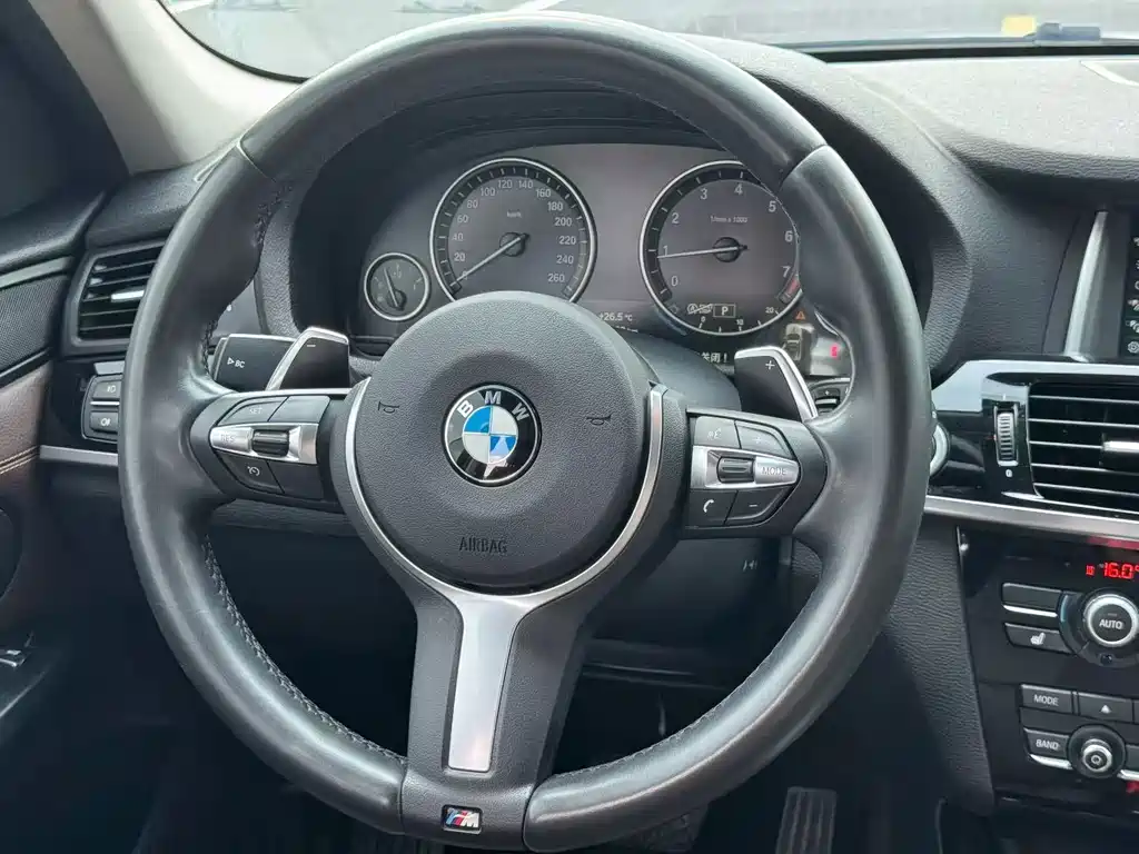 BMW X3 (Import) — миниатюра 6