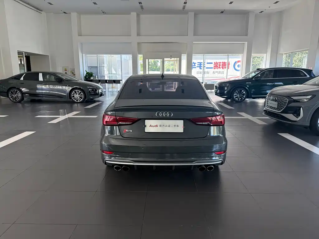 Audi S3 — миниатюра 5