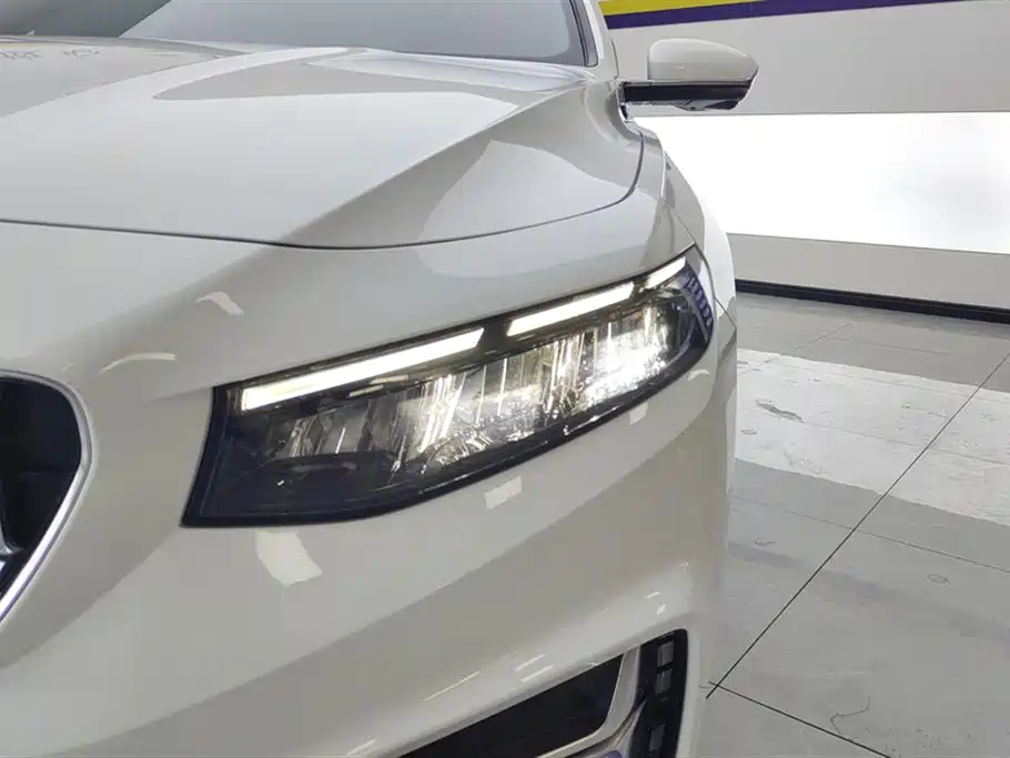 GEELY AUTOMOBILE XINGRUI