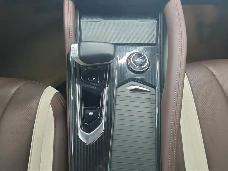 GEELY AUTOMOBILE XINGYUE L