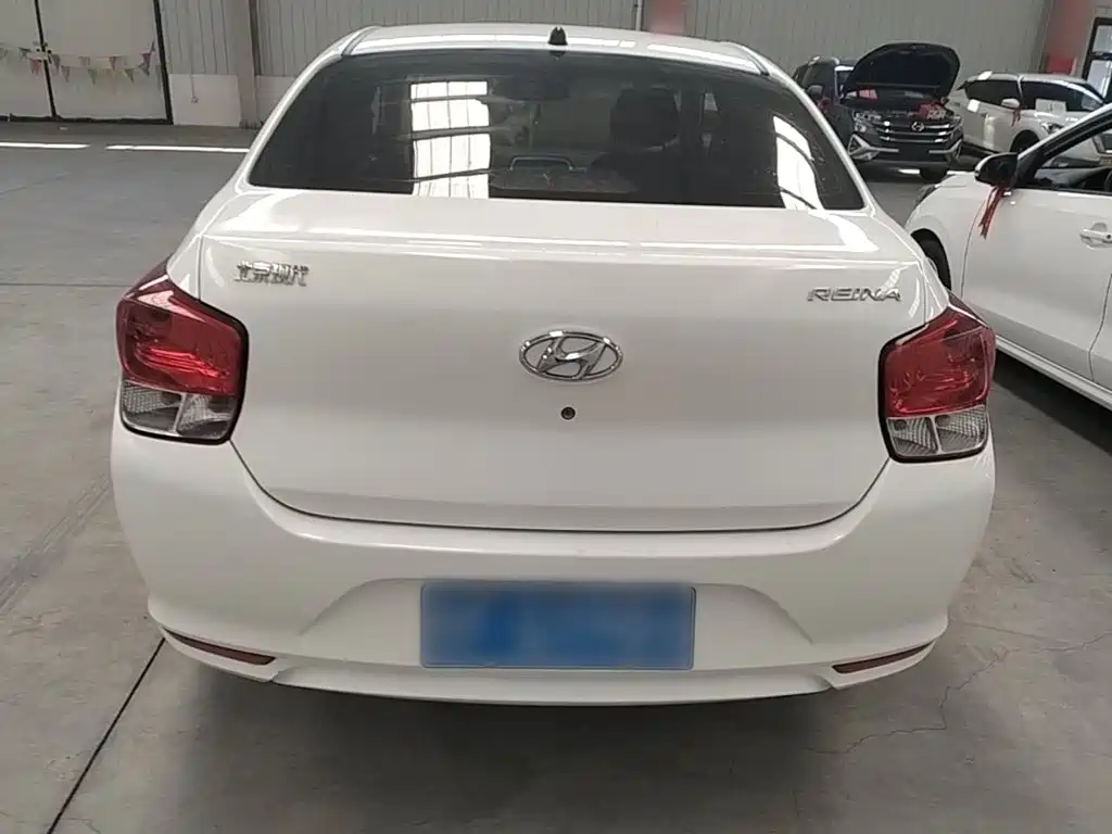 Hyundai Verna — миниатюра 6