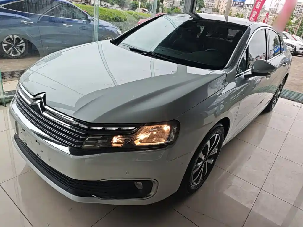 Citroen C6