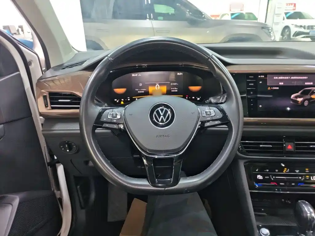 Volkswagen Tharu — миниатюра 11
