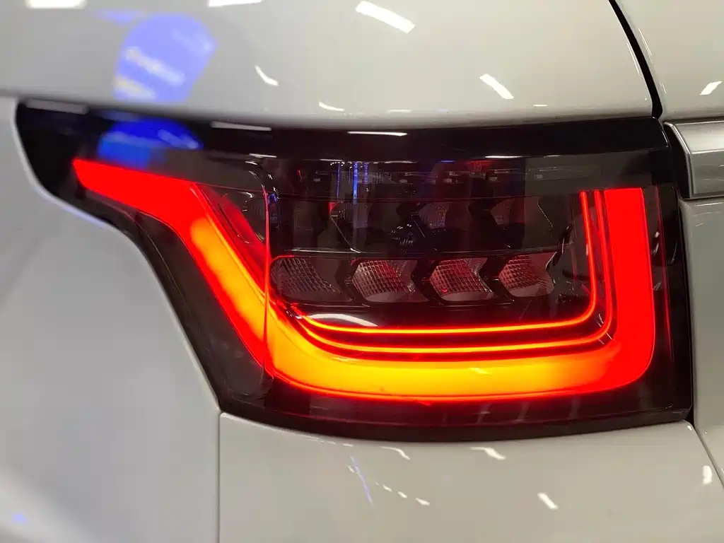 LAND ROVER RANGE ROVER SPORT NEW ENERGY