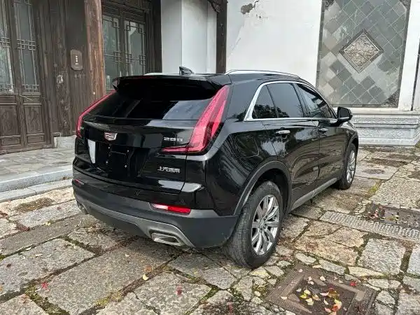 Cadillac XT4 — миниатюра 8