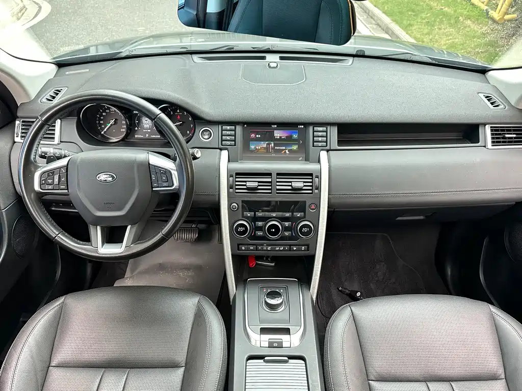 Land Rover Discovery Sport — миниатюра 9