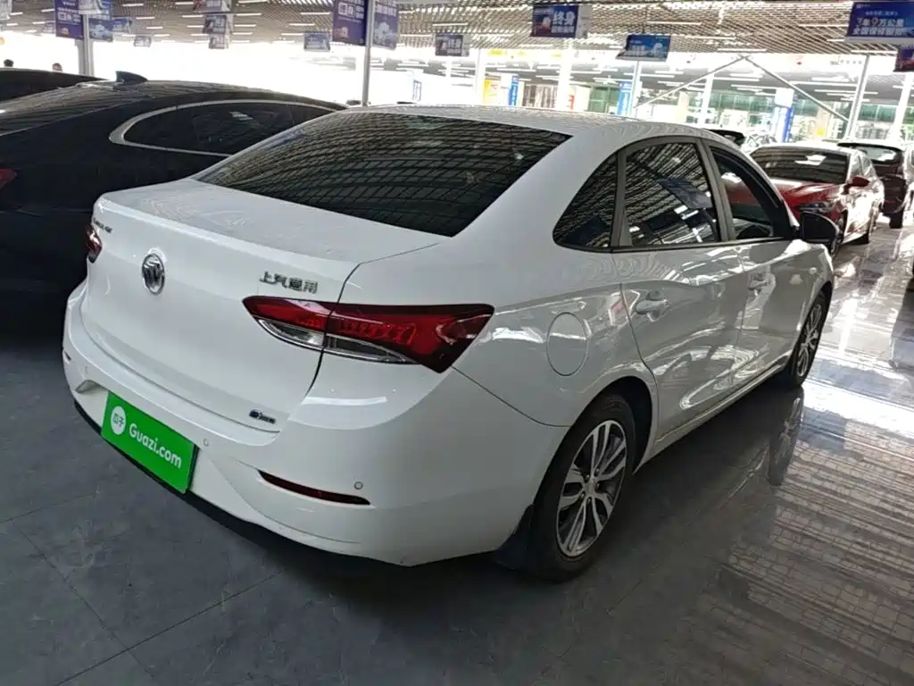 Buick Excelle — миниатюра 7