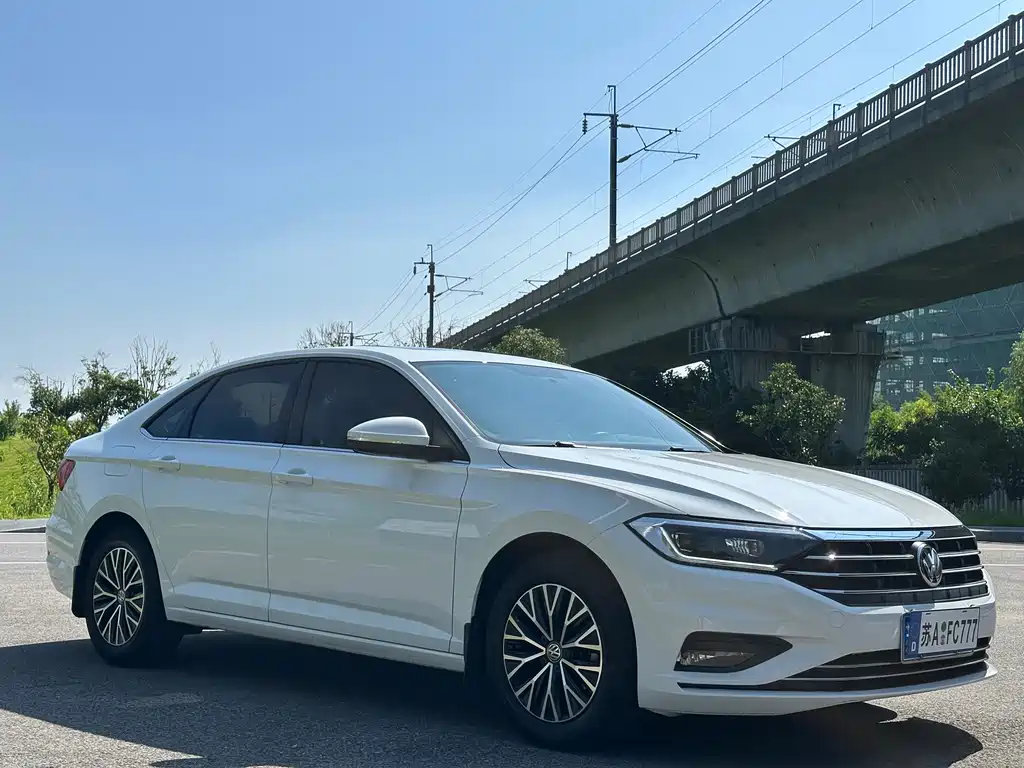 Volkswagen Sagitar — миниатюра 3