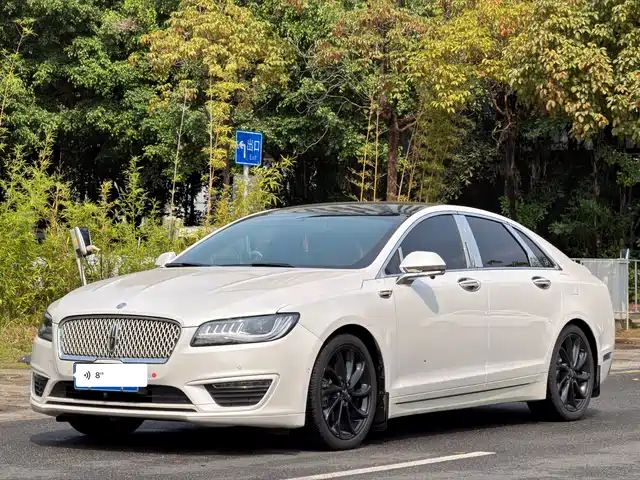 Lincoln MKZ