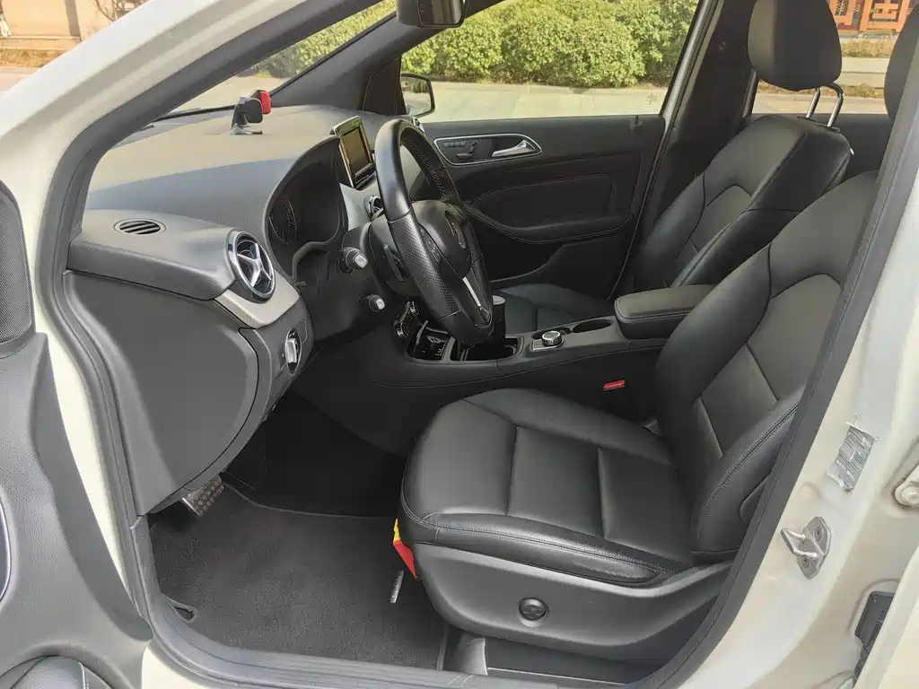 Mercedes-Benz B-Class B 200, фото 18