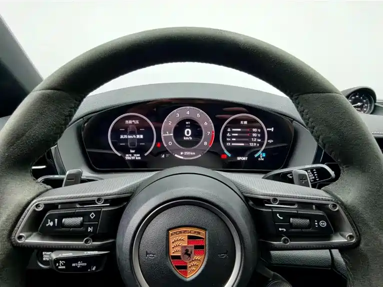 Porsche Panamera — миниатюра 9