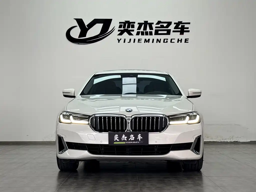 BMW 5 Series — миниатюра 2