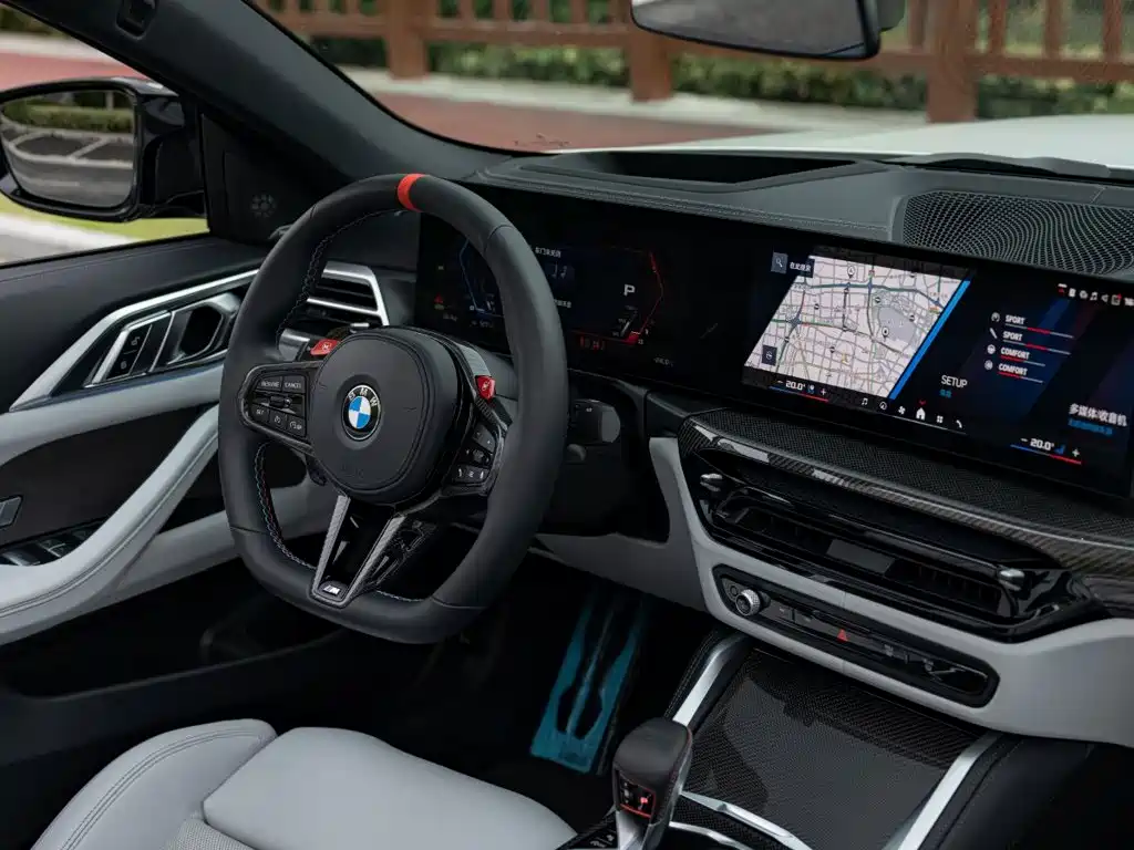BMW M4 — миниатюра 10