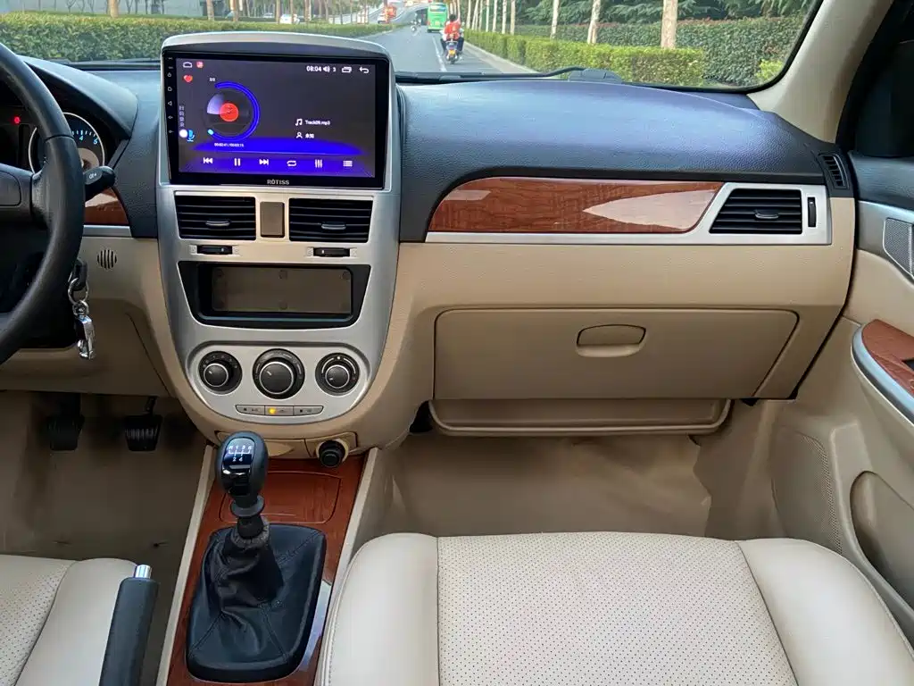 Buick Excelle — миниатюра 9