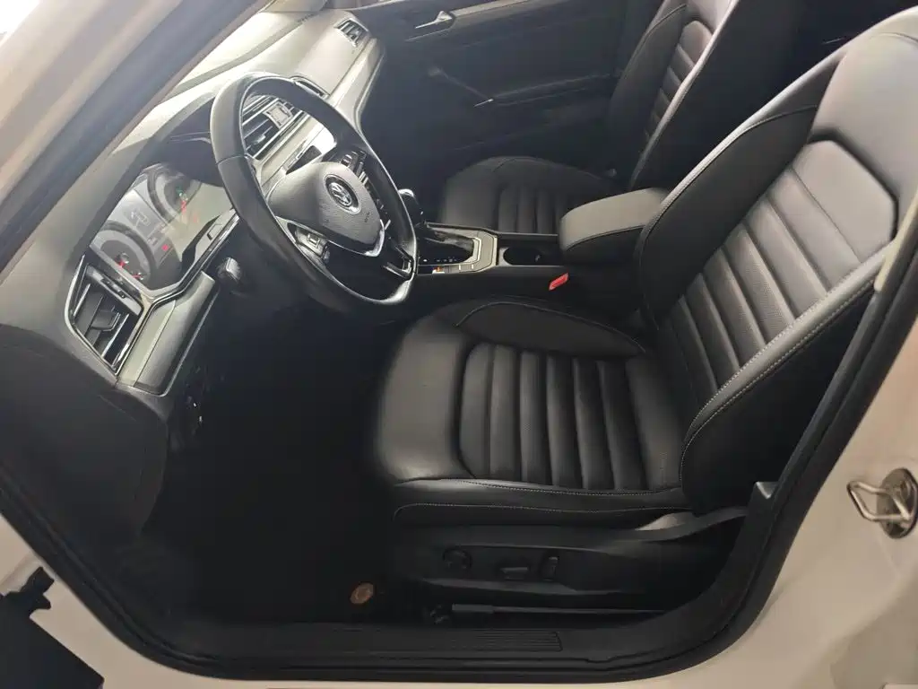 Volkswagen Lamando — миниатюра 17