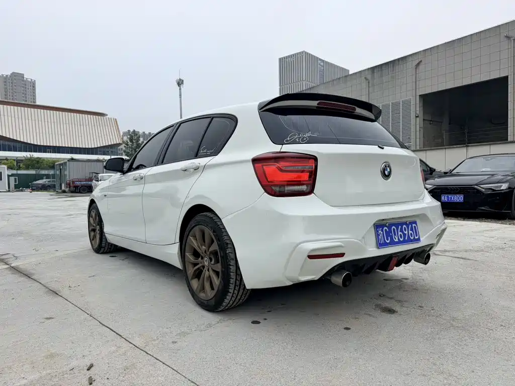 BMW 1 Series (Import) — миниатюра 6