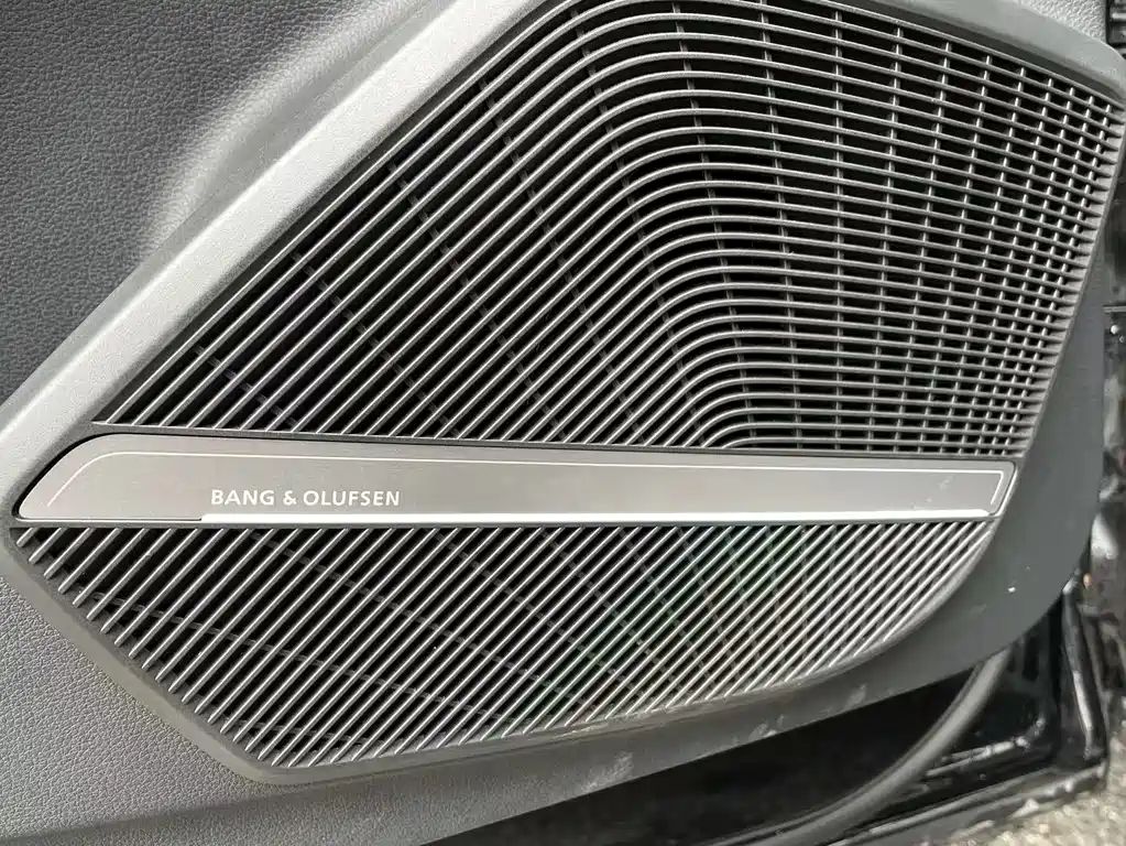 Audi Q5L — миниатюра 11