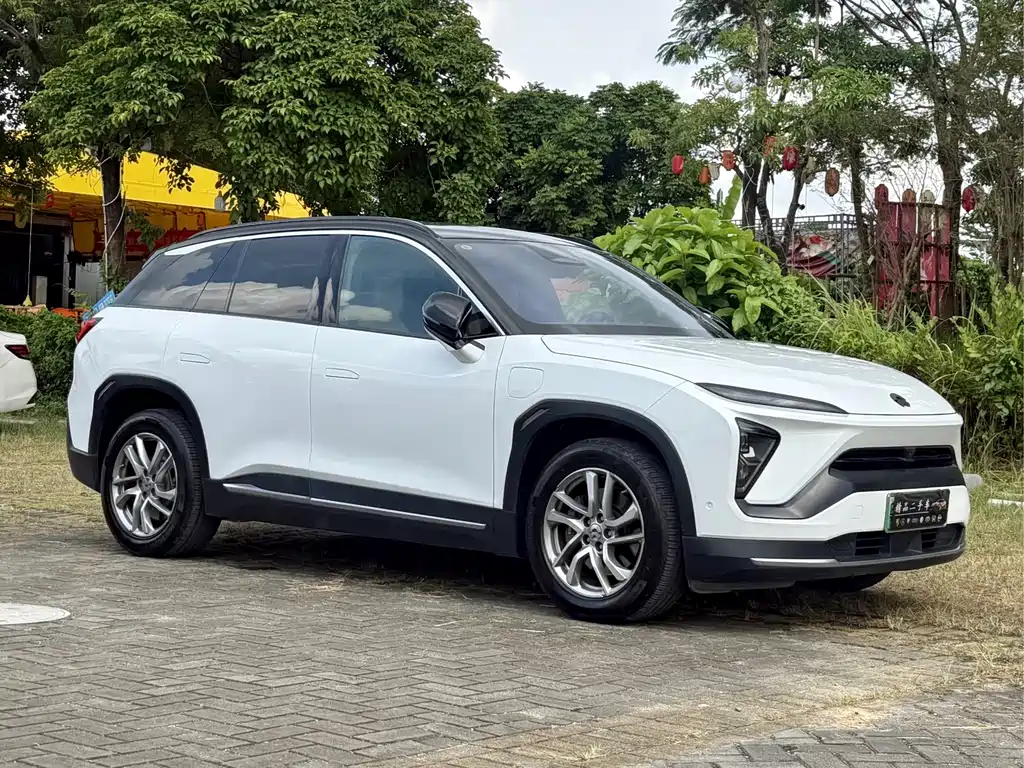 NIO ES6 — миниатюра 3