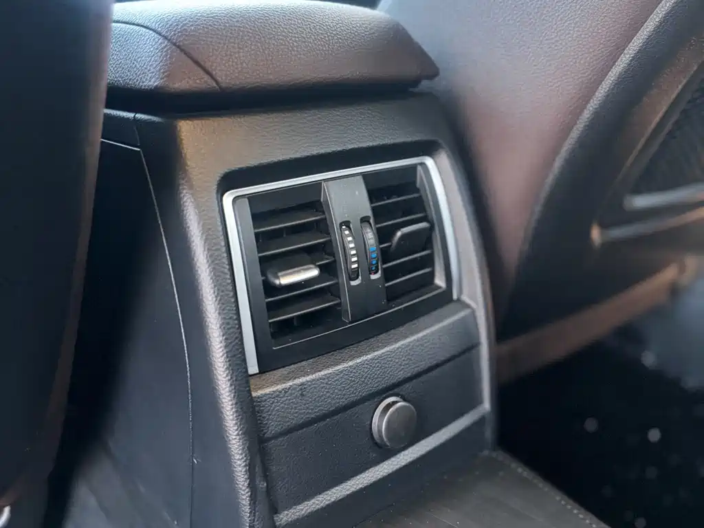 BMW 3 Series — миниатюра 27