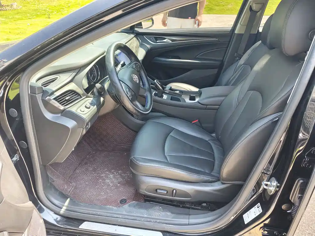 Buick LaCrosse — миниатюра 11