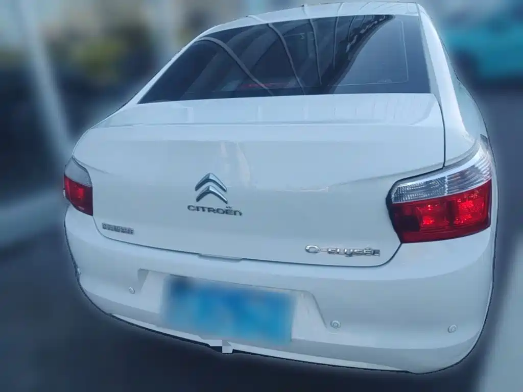 Citroen Elysee — миниатюра 8