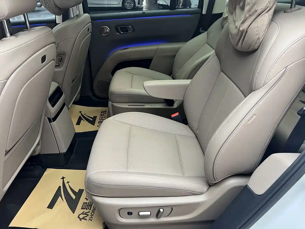 Li Auto Li i8 — миниатюра 10