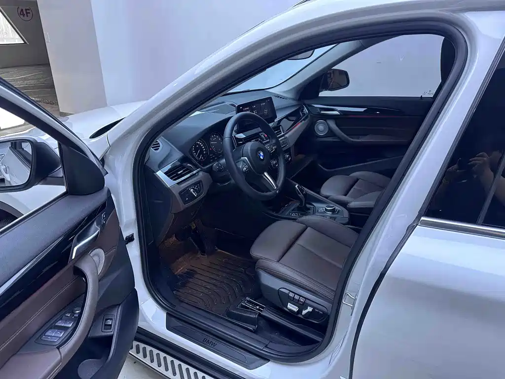 BMW X1 — миниатюра 9