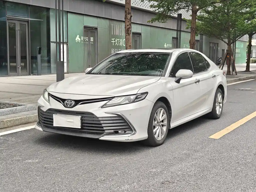 Toyota Camry 2022