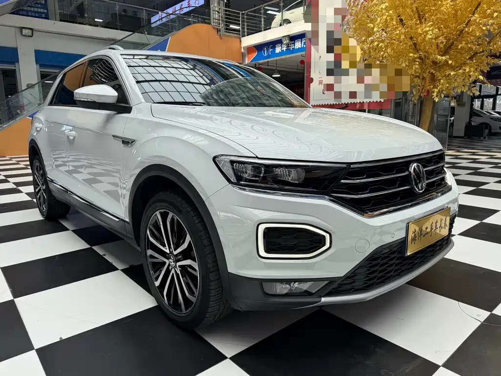 Volkswagen T-Roc — миниатюра 3